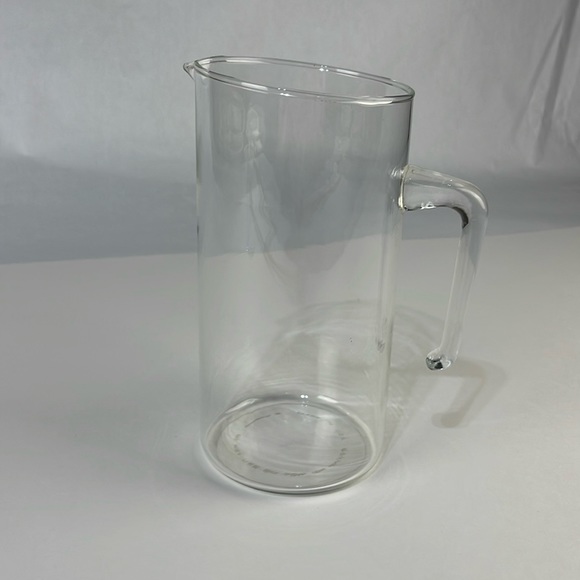 Vintage PYREX Glass Handled Pitcher - Picture 2 of 11